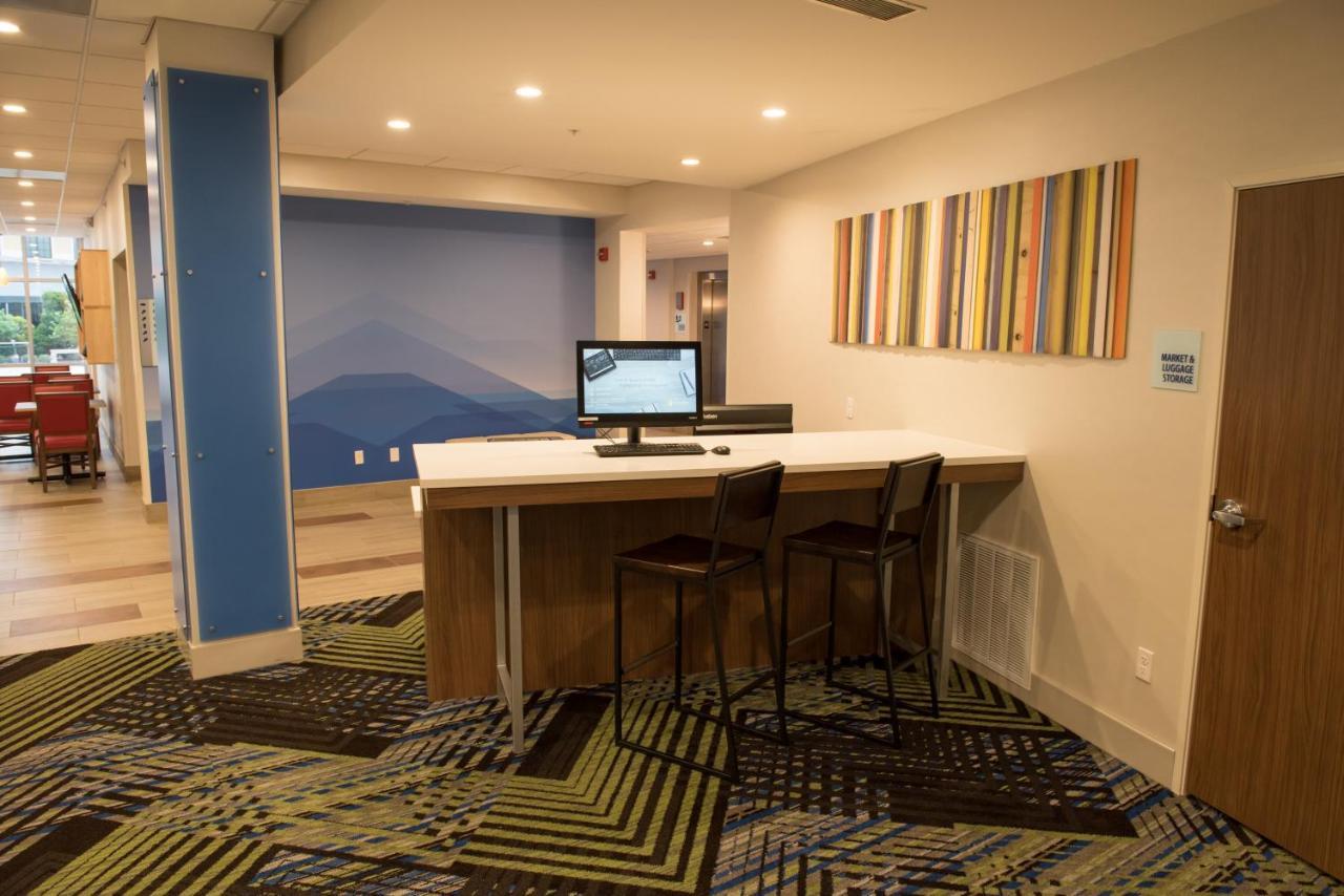Holiday Inn Express & Suites Dayton North - Vandalia By Ihg מראה חיצוני תמונה